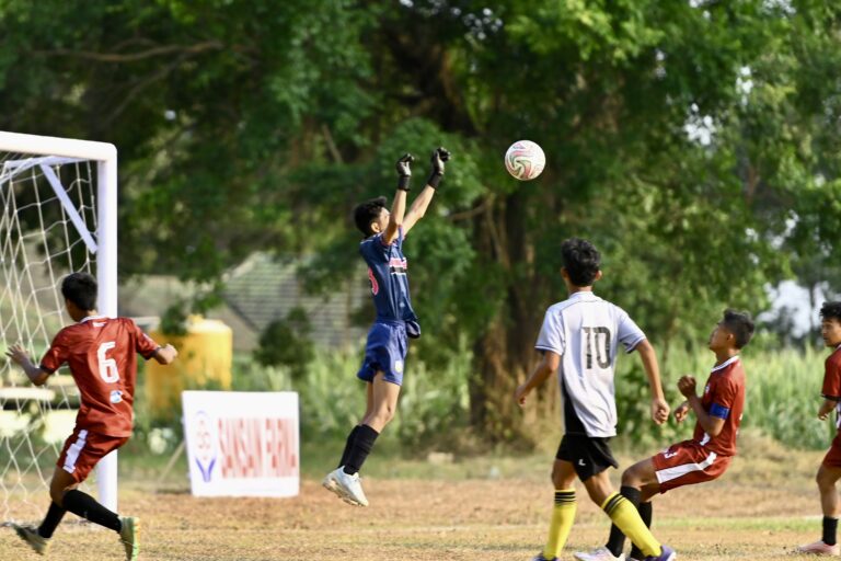 IMG 1081.JPG Malang United